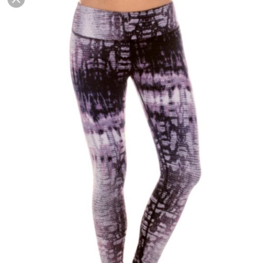 2 pair High Waist Leggings camo and reptile print